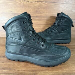 Nike ACG Woodside 2 Men’s Size 9.5 Lace Up Boots Shoes NEW WITHOUT BOX